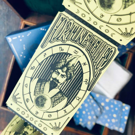 魔術套裝, 近距離魔術, 派對舞台魔術, 撲克牌魔術, 硬幣金錢魔術, 手法魔術, 心靈魔術, 漂浮魔術, 玫瑰花朵魔術, 絲巾魔術, 火焰煙霧魔術, 訂製魔術, 配件補充裝, 魔術桌, 魔術道具, 魔術用品, 魔術教學, 魔術教學片, 魔術表演道具, 舞台魔術, 街頭魔術, 魔術表演, 魔術效果, 魔術配件, 魔術禮物, 香港魔術店, 魔術專門店, 魔術道具,魔術用品,香港魔術店,魔術專門店,魔術套裝,近距離魔術,舞台魔術,派對魔術,街頭魔術,撲克牌魔術,硬幣金錢魔術,手法魔術,心靈魔術,漂浮魔術,玫瑰花朵魔術,絲巾魔術,火焰煙霧魔術,訂製魔術道具,魔術配件補充裝,魔術桌,魔術教學影片,魔術表演道具,魔術效果,魔術配件,魔術禮物,企業活動魔術,婚禮魔術,生日派對魔術,魔術道具批發,香港魔術師租借, magic bundles, close-up magic, stage magic, card magic, coin & money magic, manipulation magic, mentalism, levitation magic, rose & flower magic, silk magic